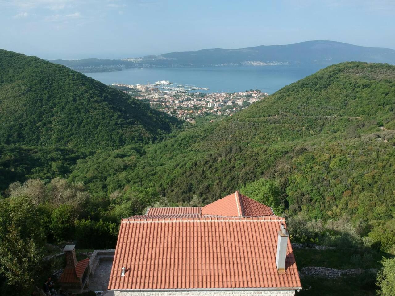 Villa Casa Di Lukovic II Tivat Exterior foto